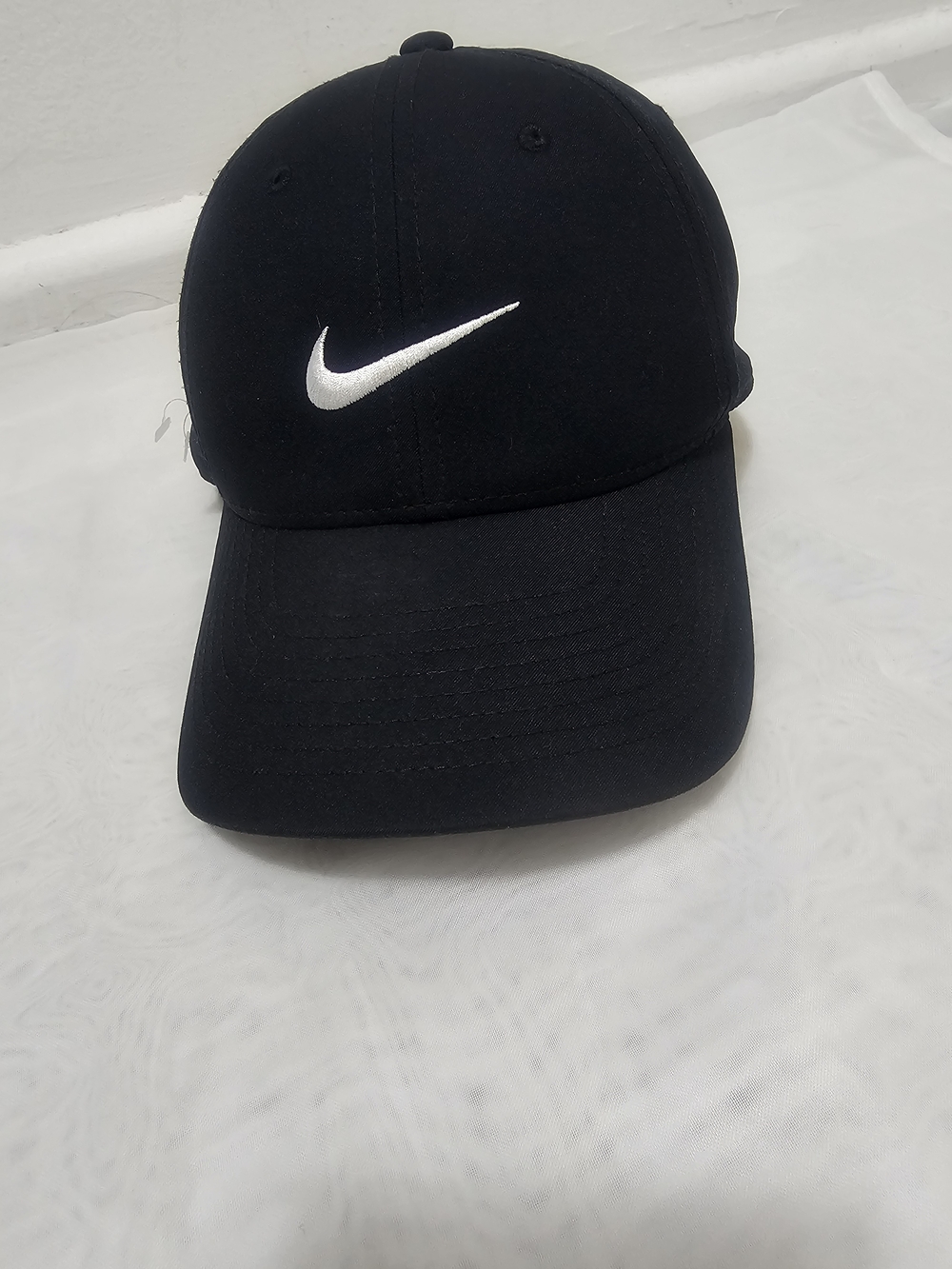 Nike Swoosh Logo Adjustable Black Solid Baseball Cap Hat Men One Size